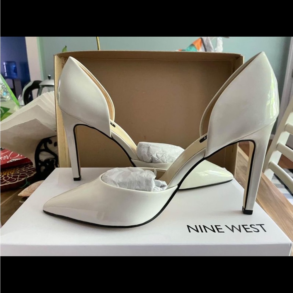 Nine west size 10 ivory/ white stiletto heel